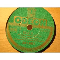 YVES MONTAND elle a/il fait des.. 78T Odeon VG++